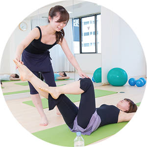 年齢を問わずだれでも安全に行なえるメディカルピラティス